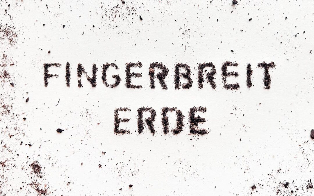Fingerbreit Erde | Alois Achatz, Pauline Adler, Renate Höning, Paul Ressl und Lina Schobel